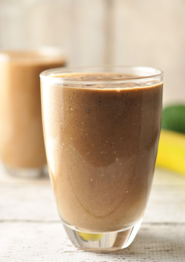 chocolate-avocado-banana-smoothie