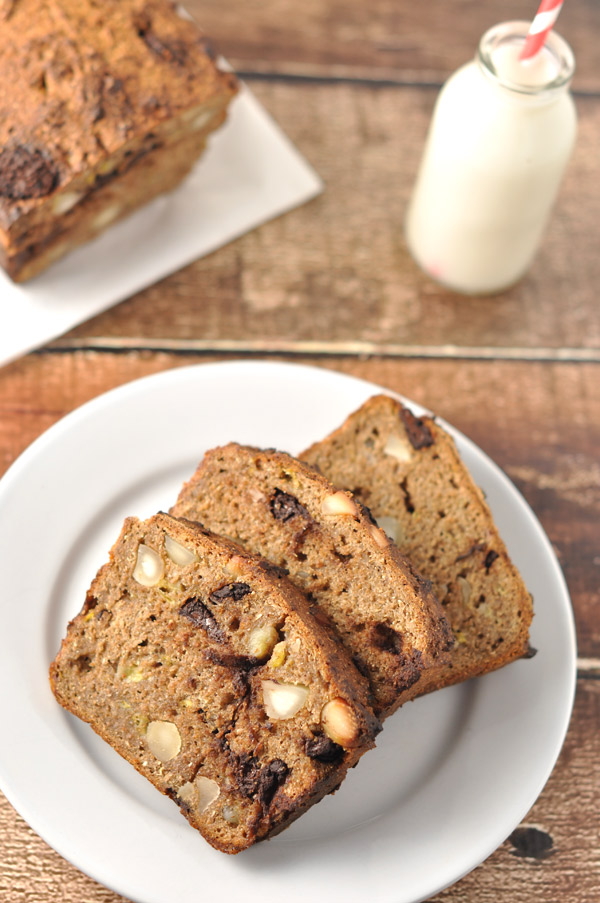 banana-macadamia-choc-chip-bread