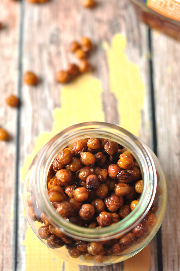 cinnamon-maple-roasted-chickpeas