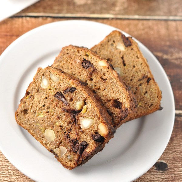 banana-macadamia-choc-chip-bread