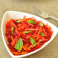 raw-beetroot-carrot-salad