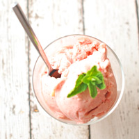 dairy-free-strawberry-ice-cream