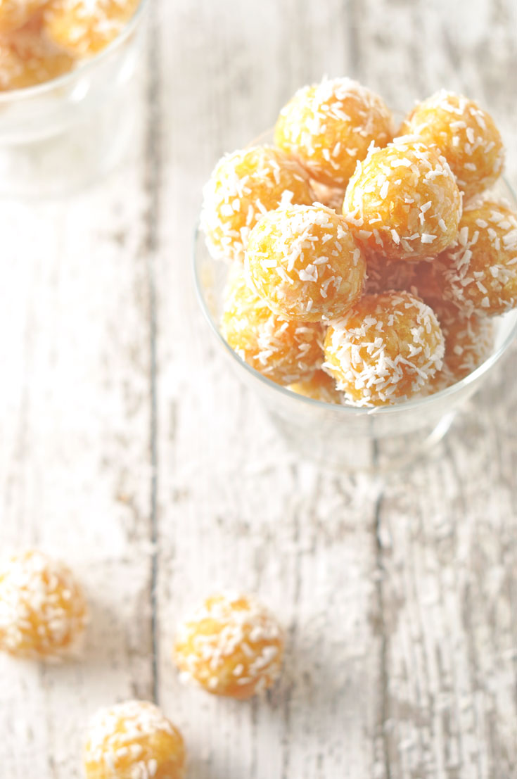 apricot-coconut-bliss-balls1