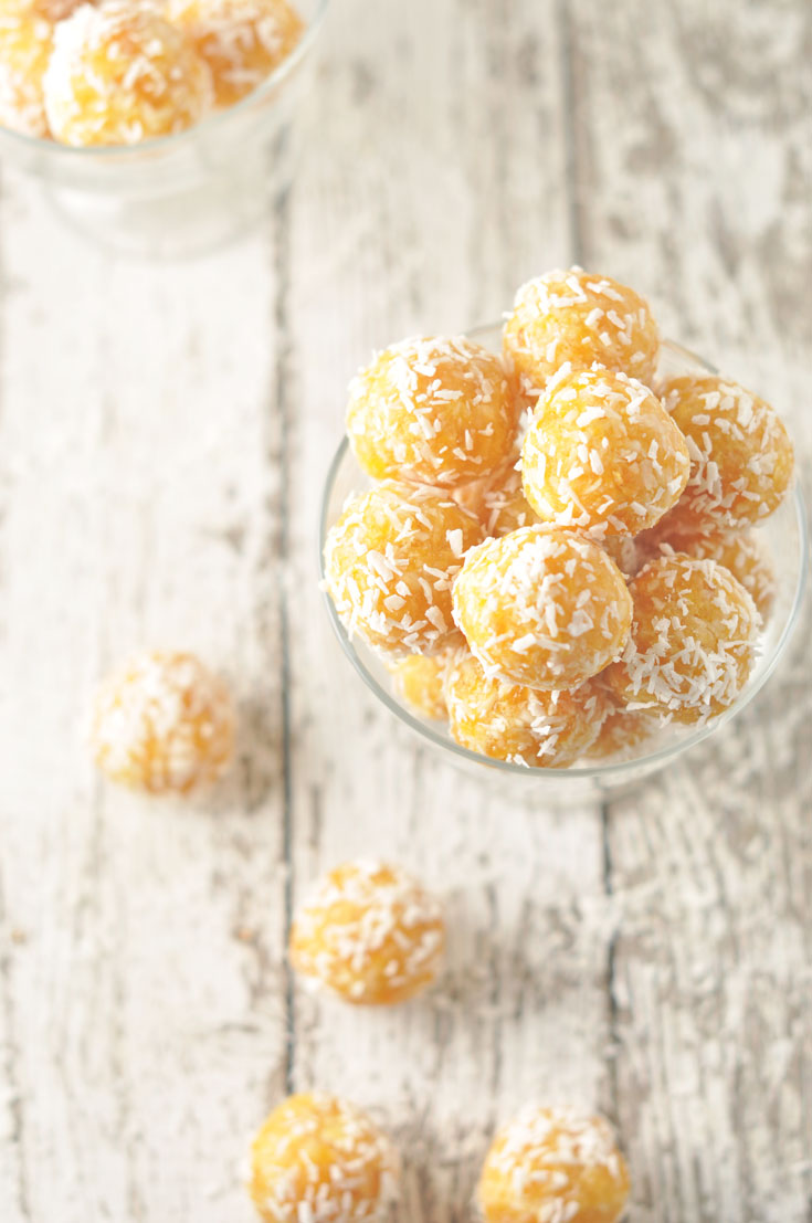 apricot-coconut-bliss-balls1